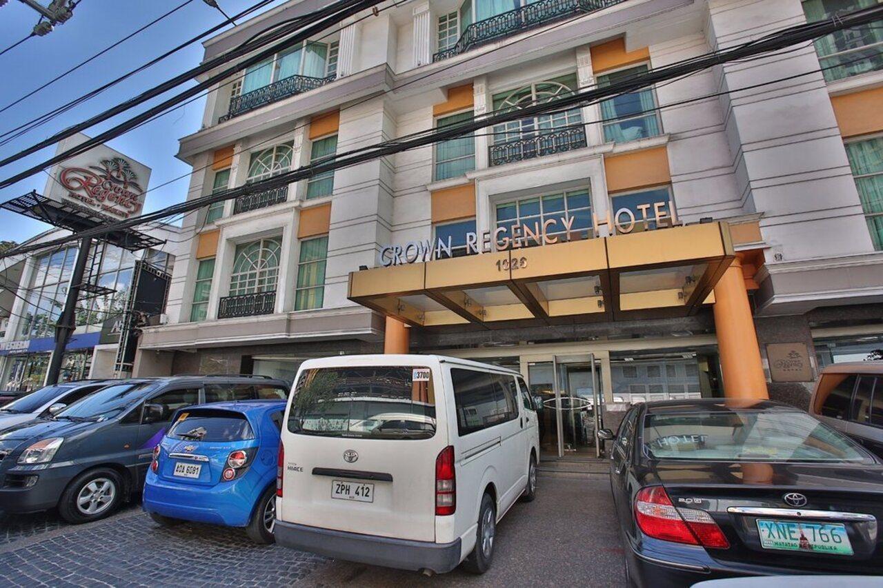 Crown Regency Hotel Makati Makati City Buitenkant foto