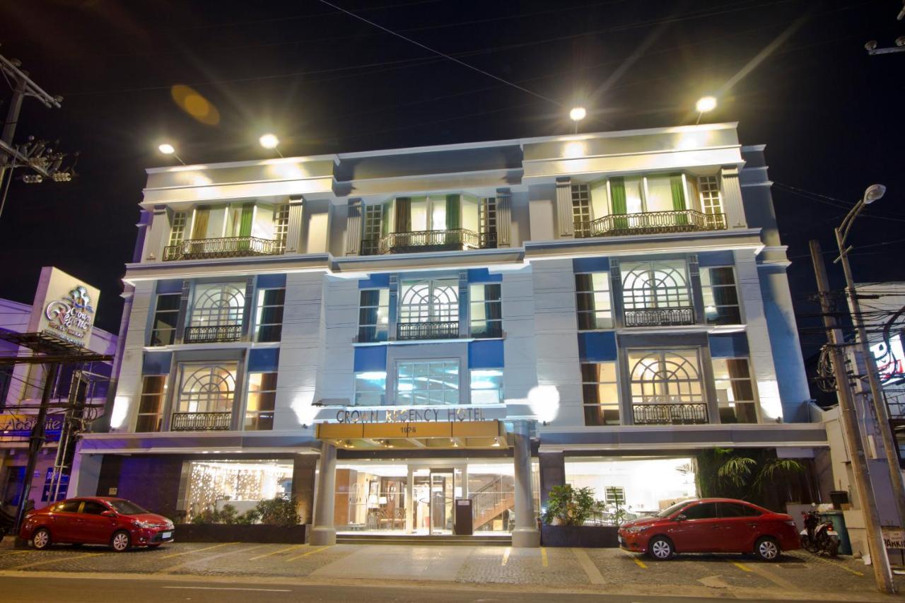 Crown Regency Hotel Makati Makati City Buitenkant foto
