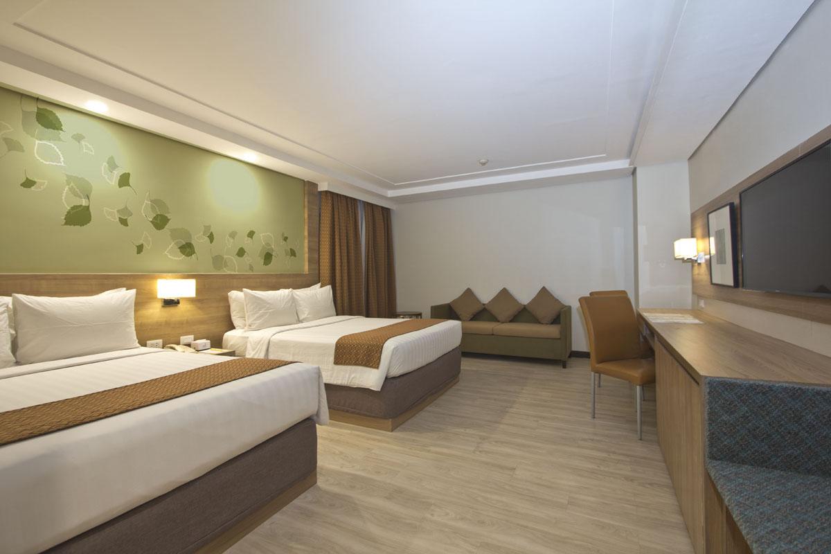 Crown Regency Hotel Makati Makati City Buitenkant foto