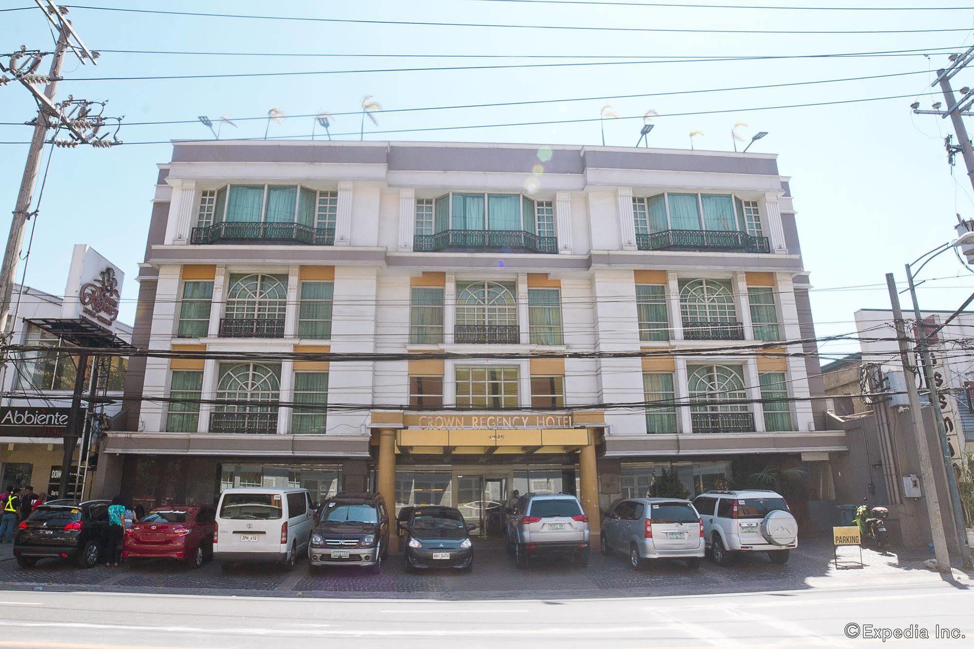 Crown Regency Hotel Makati Makati City Buitenkant foto
